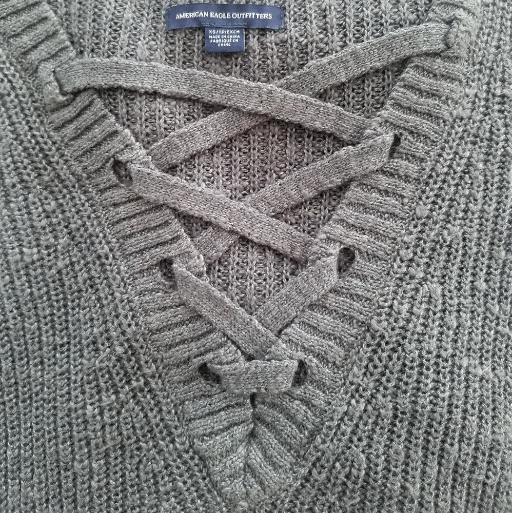 American Eagle Outfitters Bell Sleeve Sweater - Picture 4 of 5